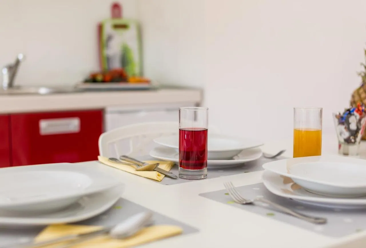 Molnar Resort Apartment Ljiljana Brzac