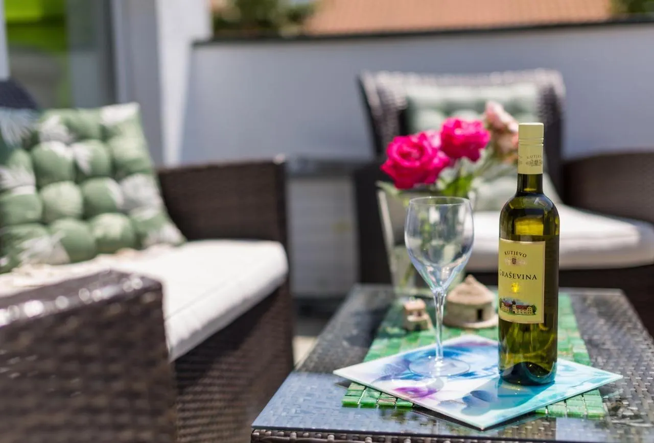 Molnar Resort Apartment Ljiljana Brzac