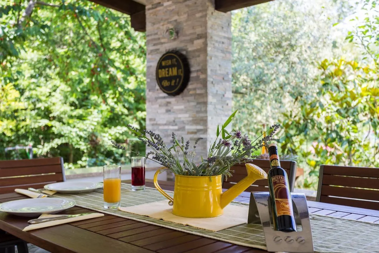 Molnar Resort Apartment Ljiljana Brzac