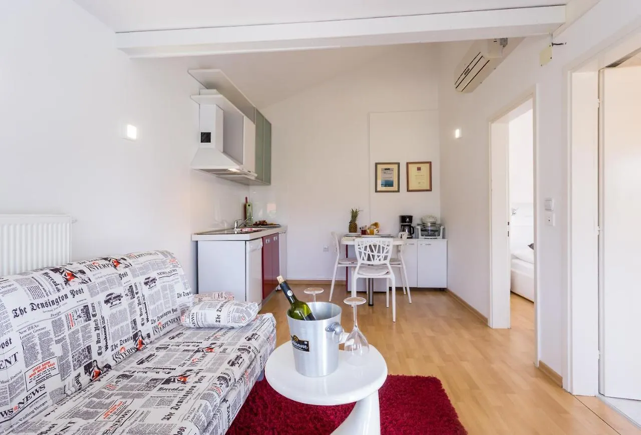 Molnar Resort Apartment Ljiljana Brzac